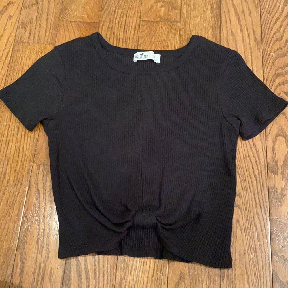 Black knot shirt